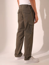 Men's Green Casual Regular Fit Solid Trousers