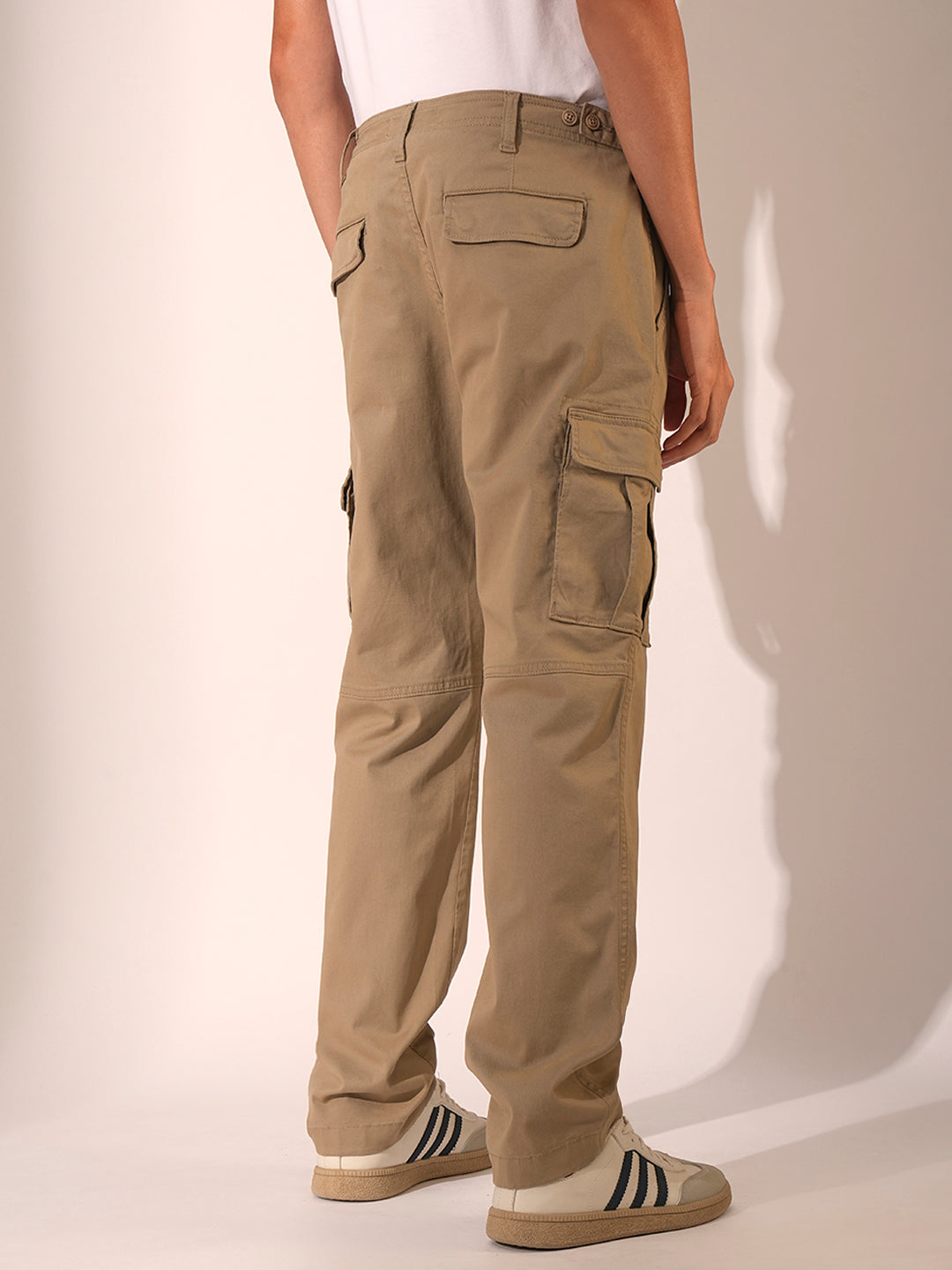 Men's Beige Casual Regular Fit Solid Trousers