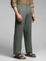 Men's Green Work Slim Fit Solid  Chinos