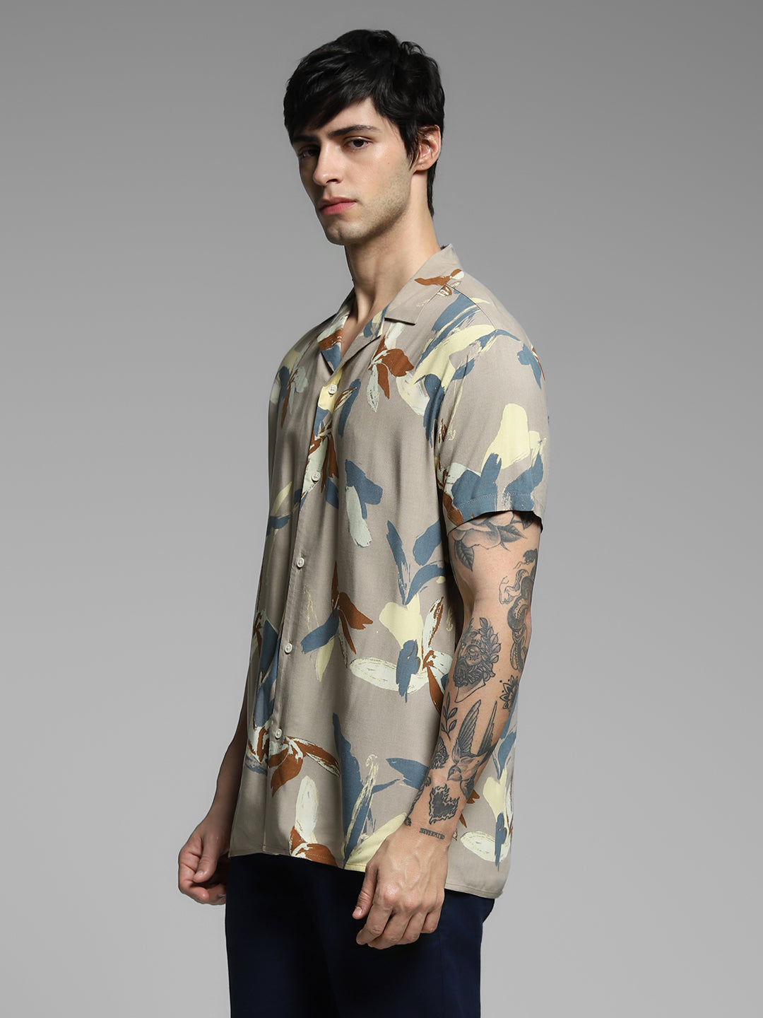 Men's Multicolor Casual Regular Fit Printed Half Sleeves Shirt