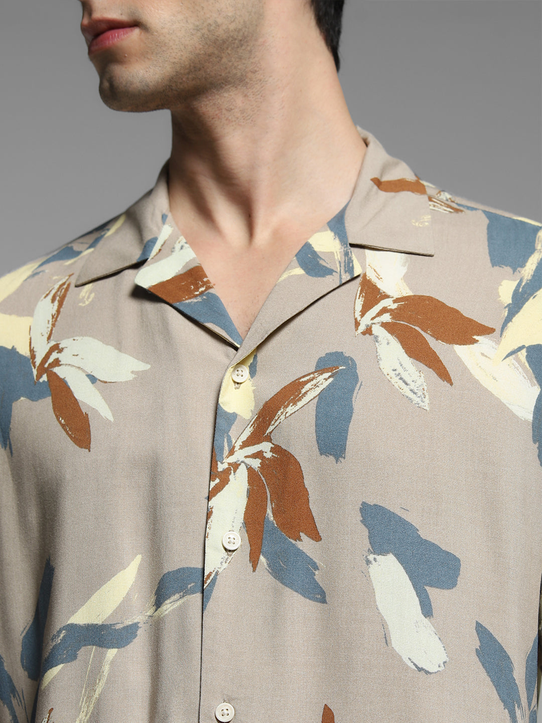 Men's Multicolor Casual Regular Fit Printed Half Sleeves Shirt
