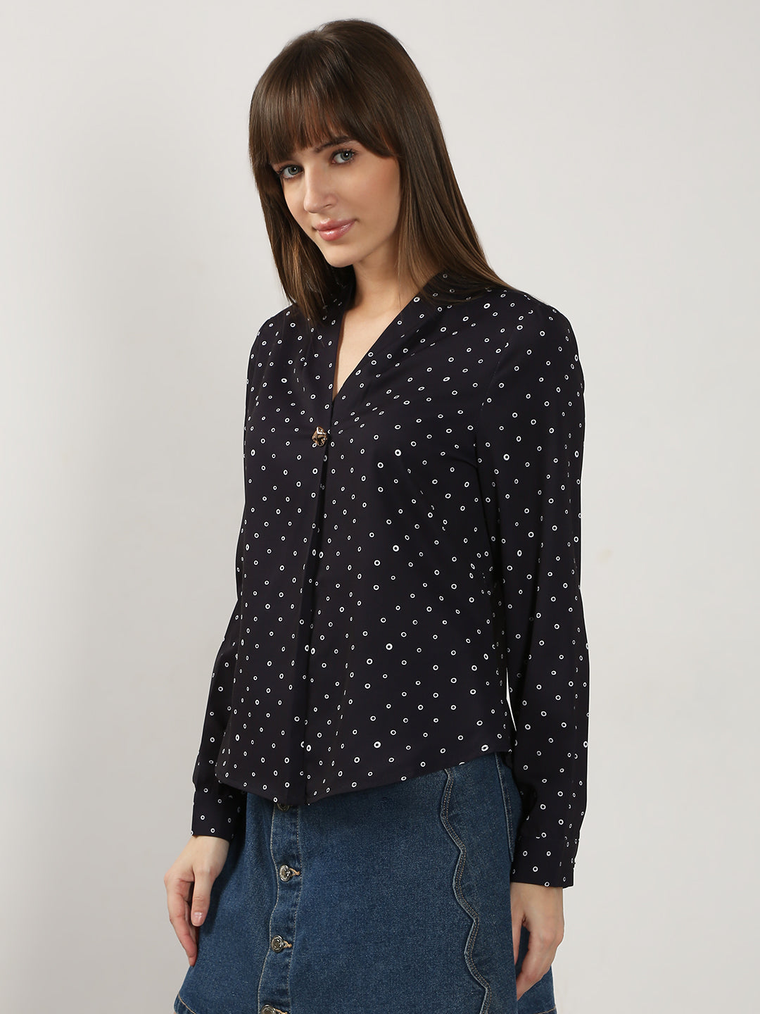 Women's Black Printed V Neck Top