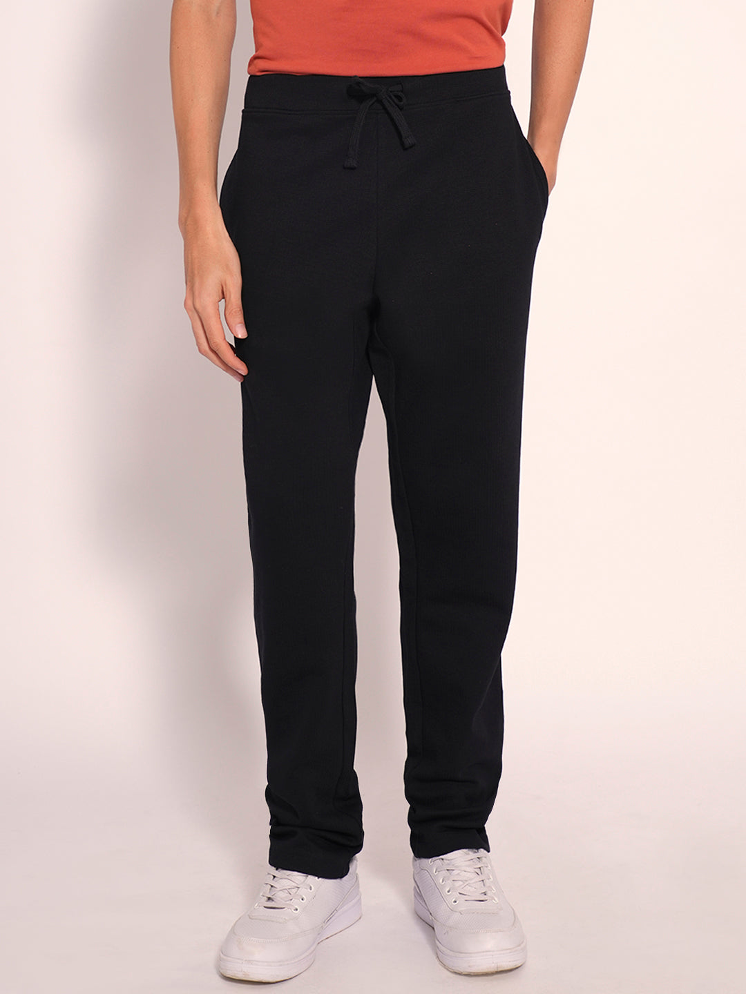 Men's Black Casual Regular Fit Solid Trousers