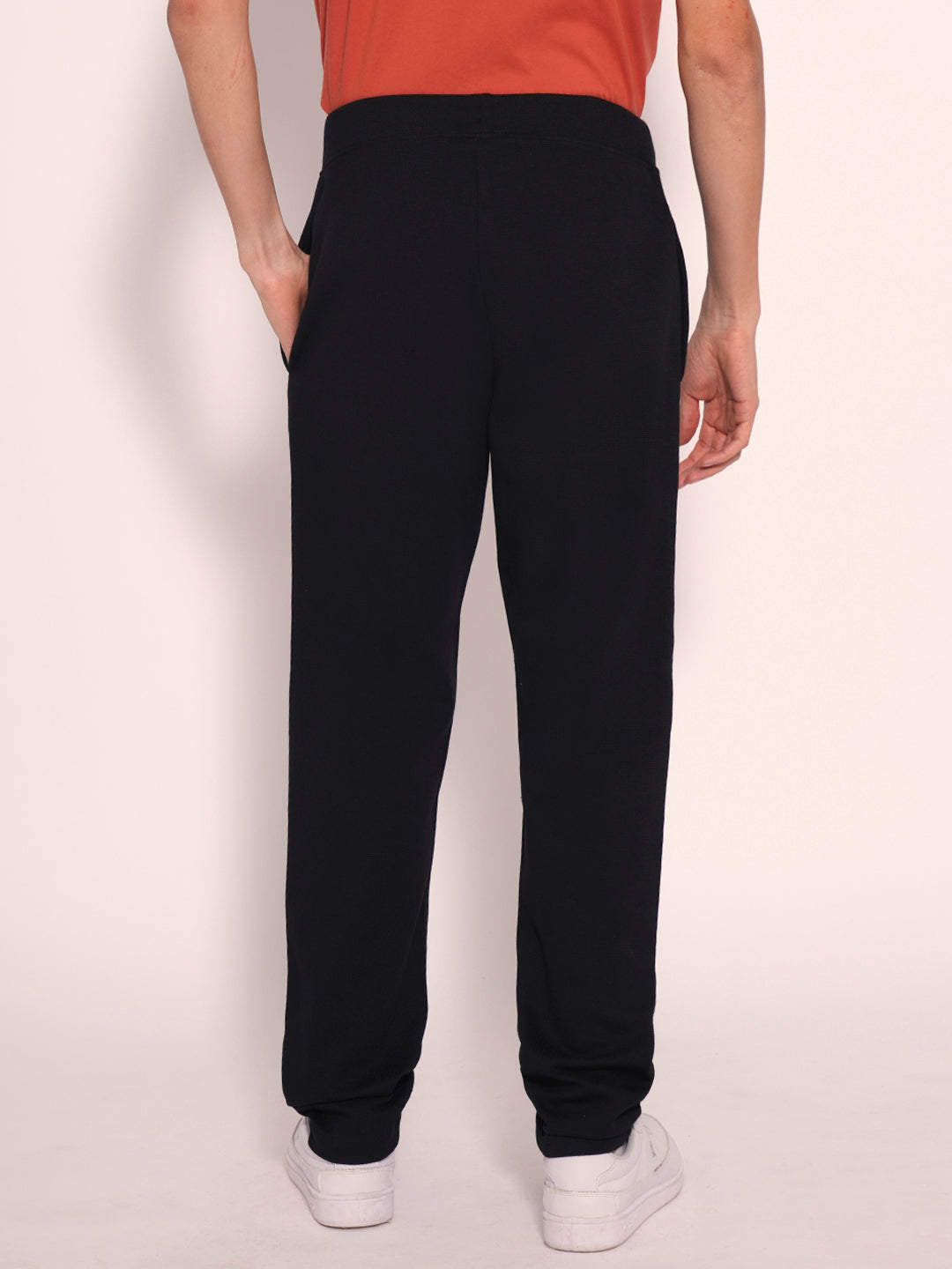 Men's Black Casual Regular Fit Solid Trousers