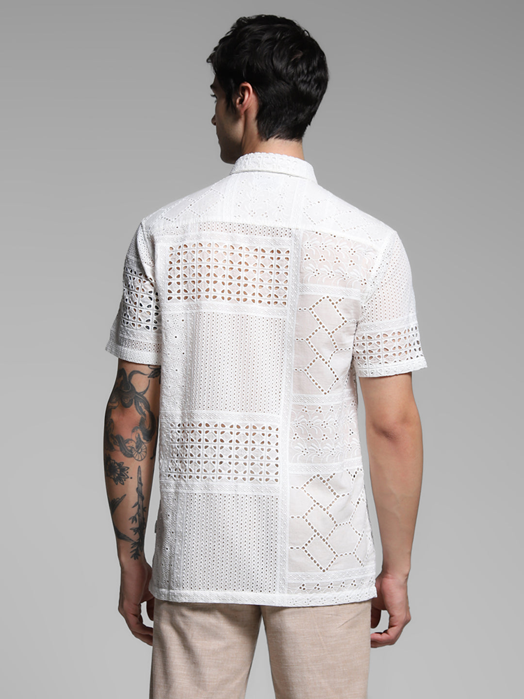 Men's White Casual Regular Fit Printed Half Sleeves Shirt