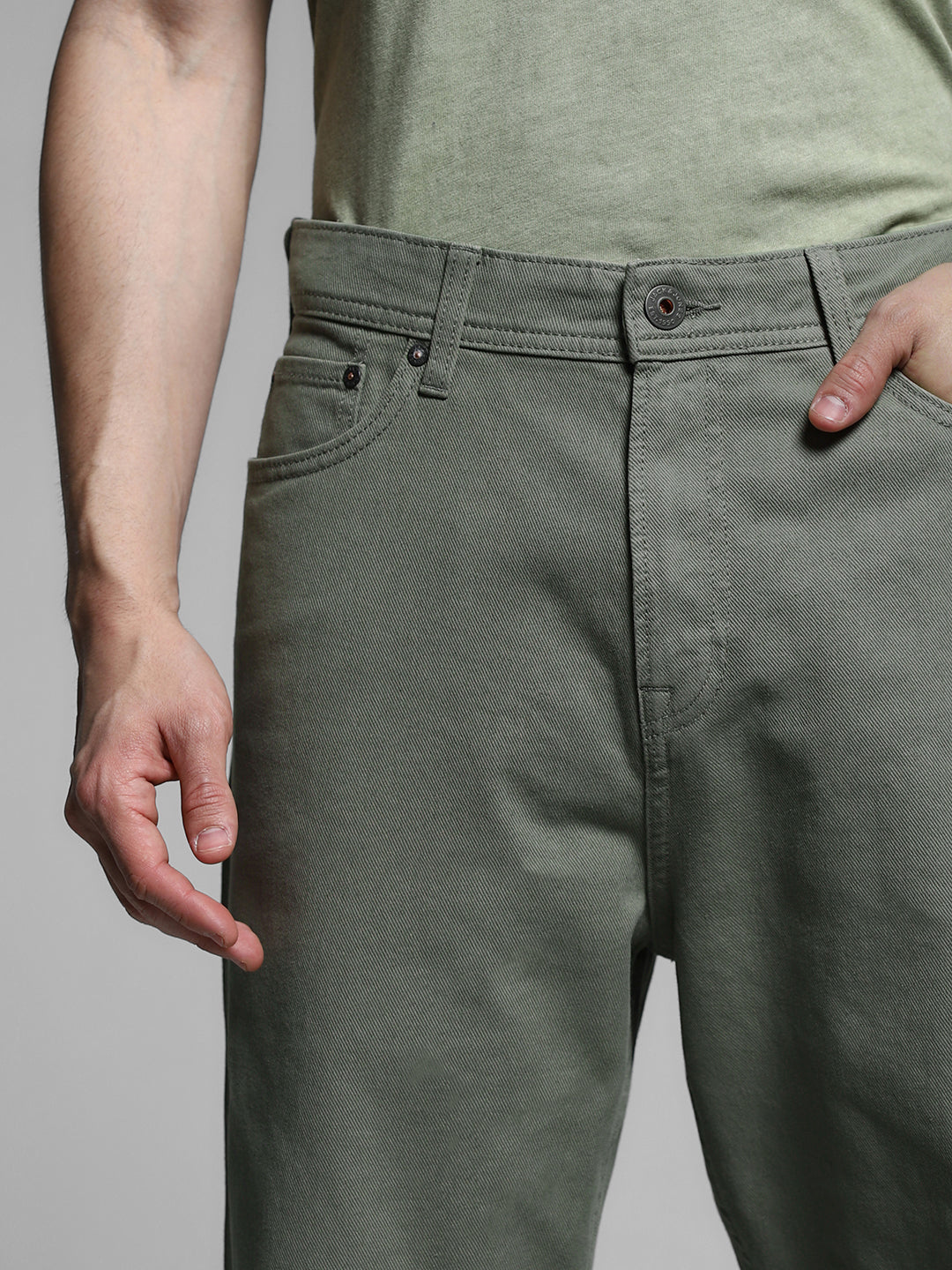 Men's Green Work Regular Fit Solid  Chinos