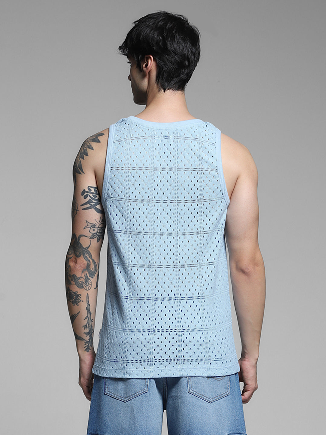 Men's Blue Casual Regular Fit Solid Sleeveless Vest