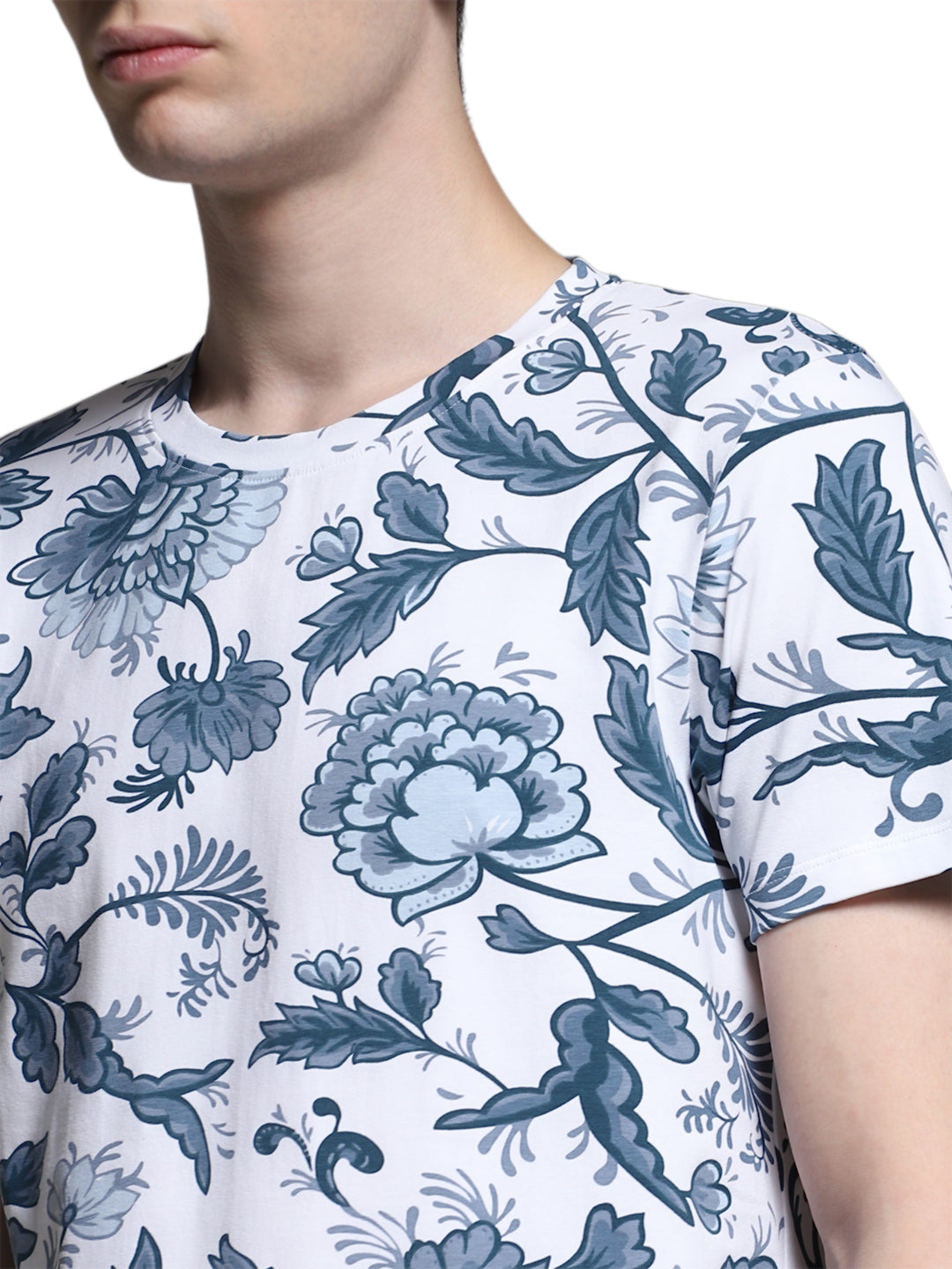 Men's White Regular Fit Tshirt