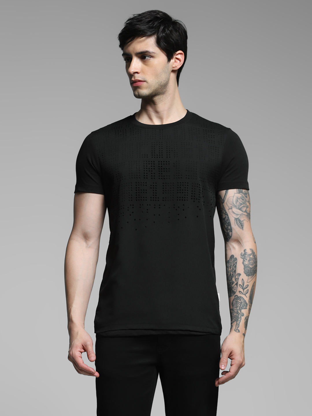 Men's Black Casual Slim Fit Solid  Tshirt