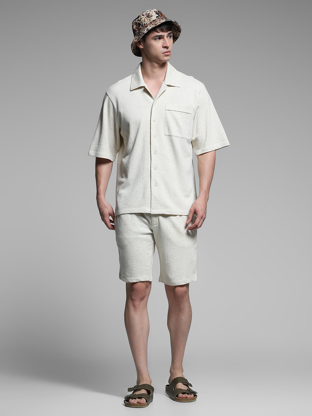 Men's White Casual Regular Fit Solid  Shorts