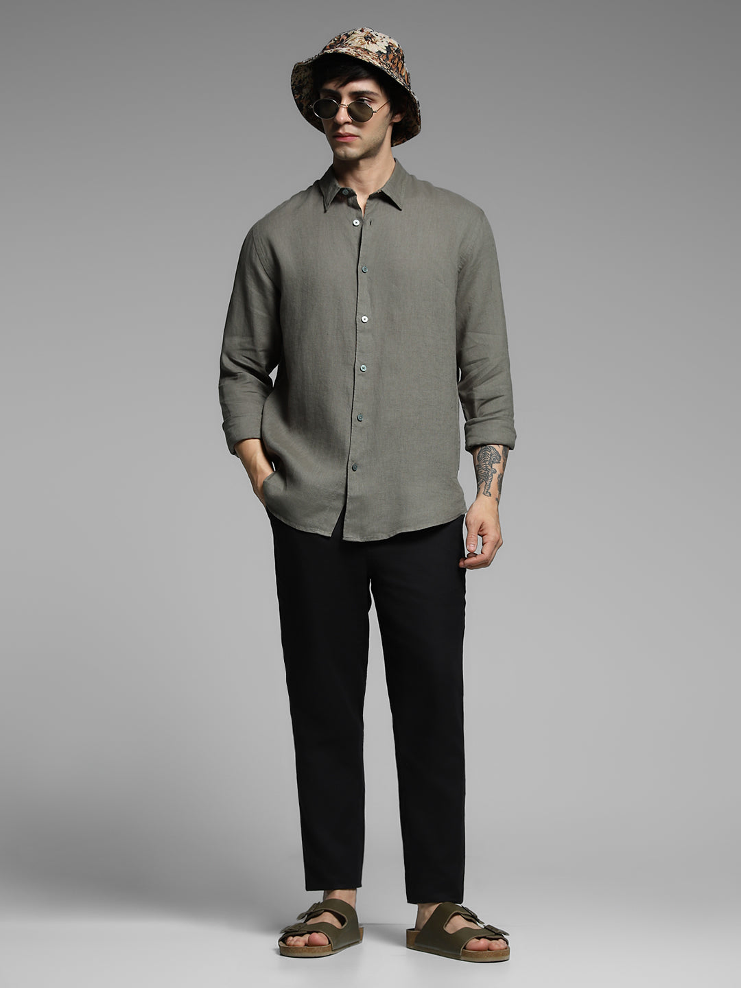 Men's Black Work Slim Fit Solid  Chinos