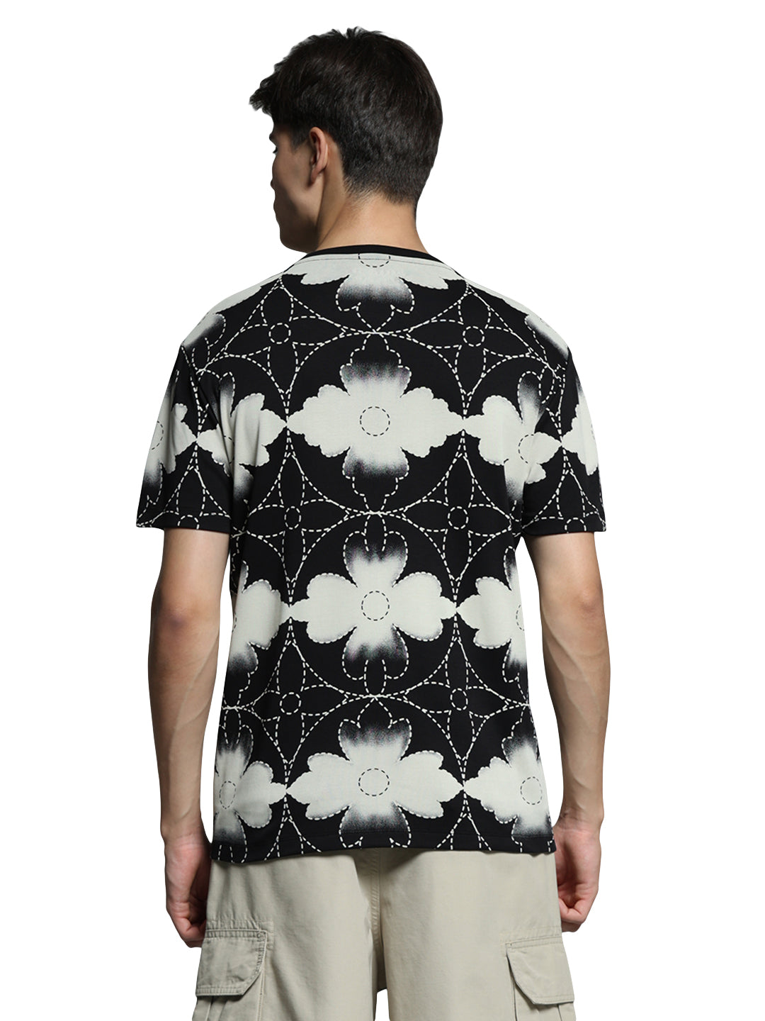 Men's Black Regular Fit Tshirt