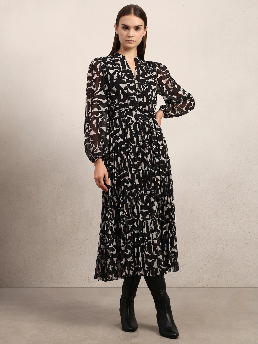 Women's Black Casual Printed A-Line Dress