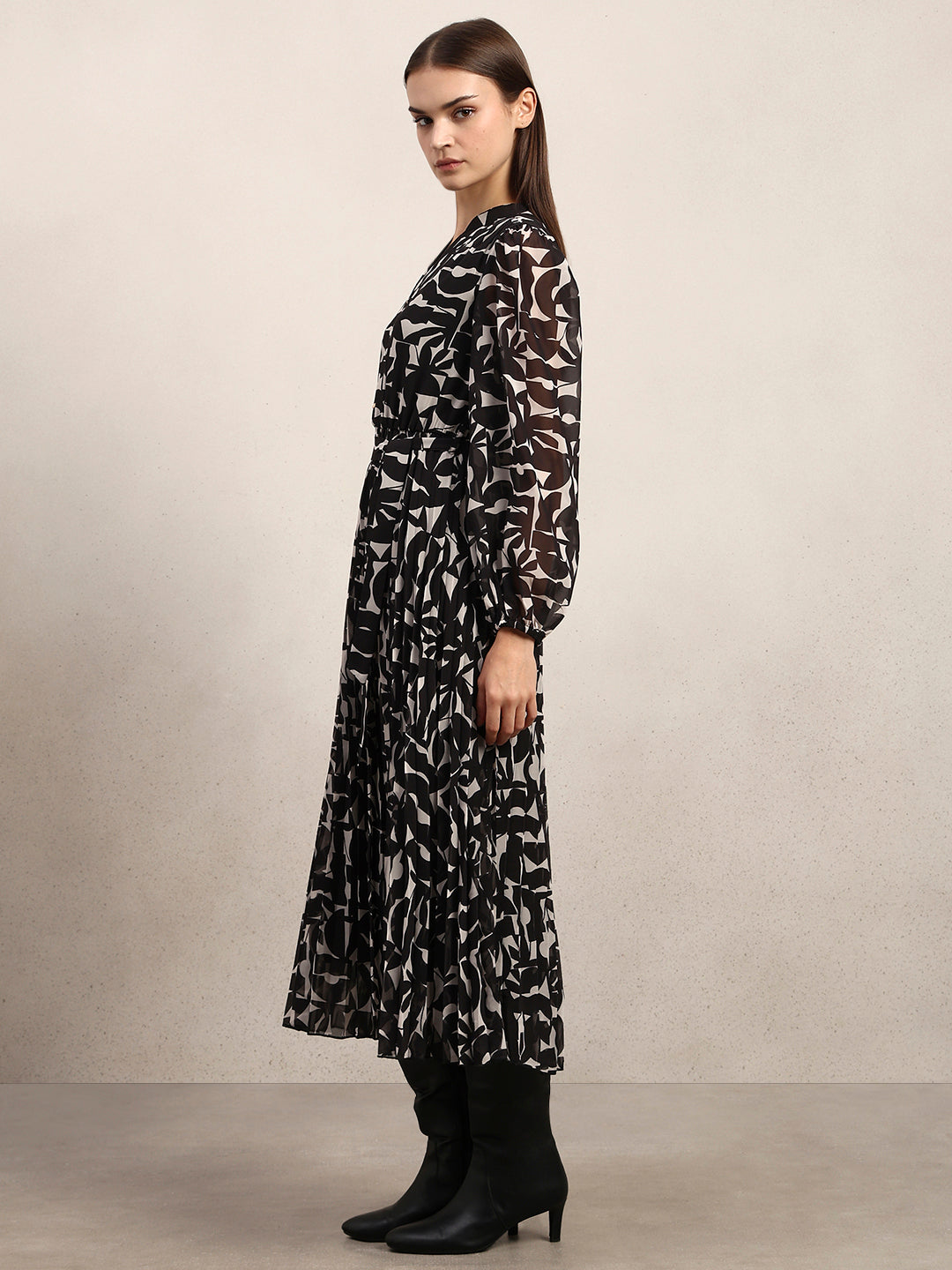 Women's Black Casual Printed A-Line Dress