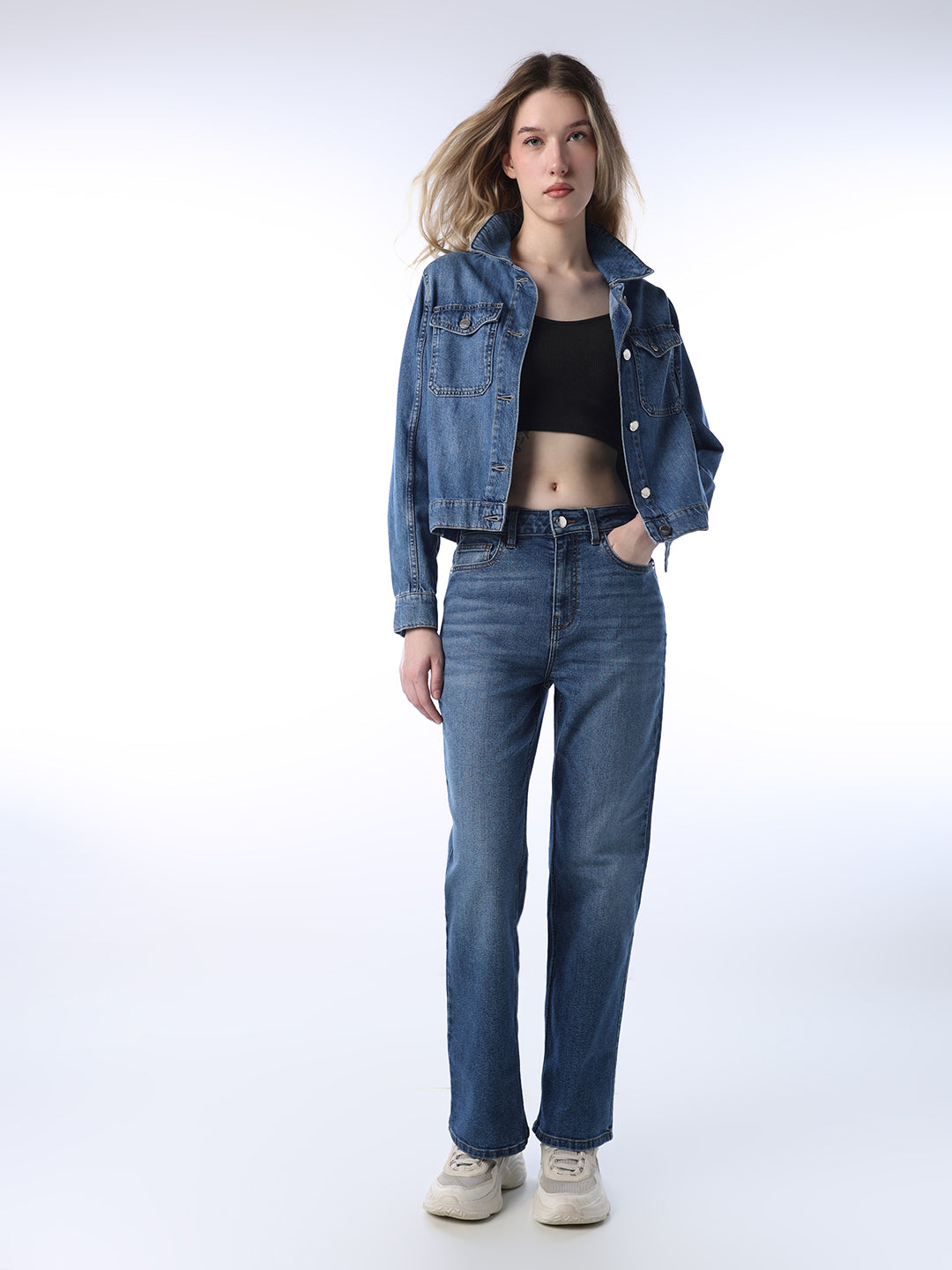 Women's Blue Casual Mid Rise Straight Fit Jeans