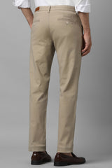 Men's Beige Casual Solid Slim Fit Trouser