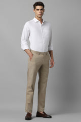 Men's Beige Casual Solid Slim Fit Trouser