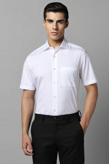 Men's White Formal Solid Regular Fit Half Sleeves Shirt