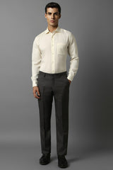 Men's Beige Formal Solid Regular Fit Full Sleeves Shirt