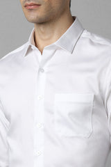 Men's White Formal Solid Slim Fit Full Sleeves Shirt