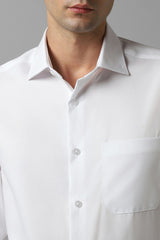 Men's White Formal Solid Regular Fit Full Sleeves Shirt