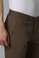 Men's Khaki Casual Solid Slim Fit Trouser