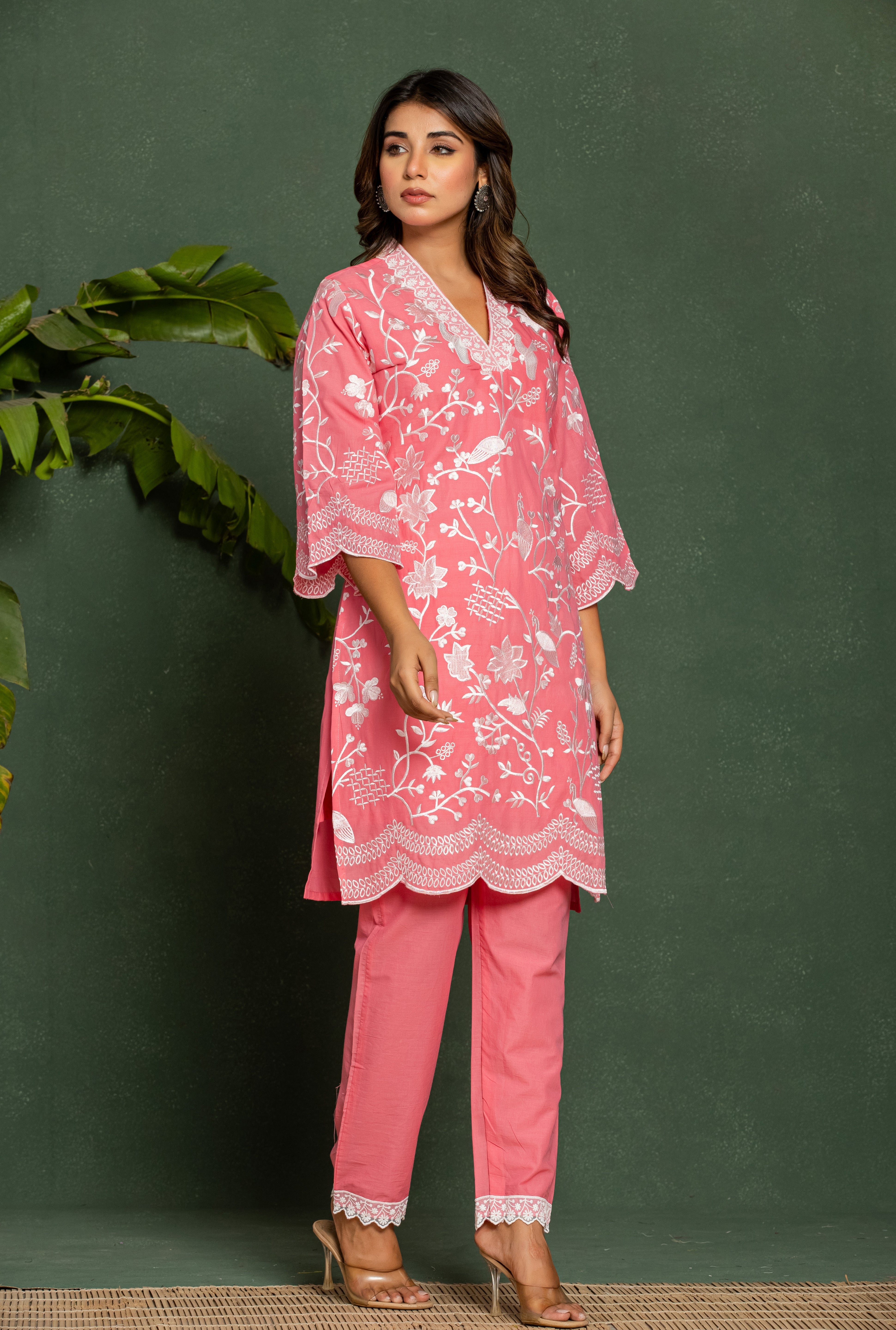 Women's Pink Casual Regular Fit Embroidered Three Quarter Sleeves Co-Ord Sets