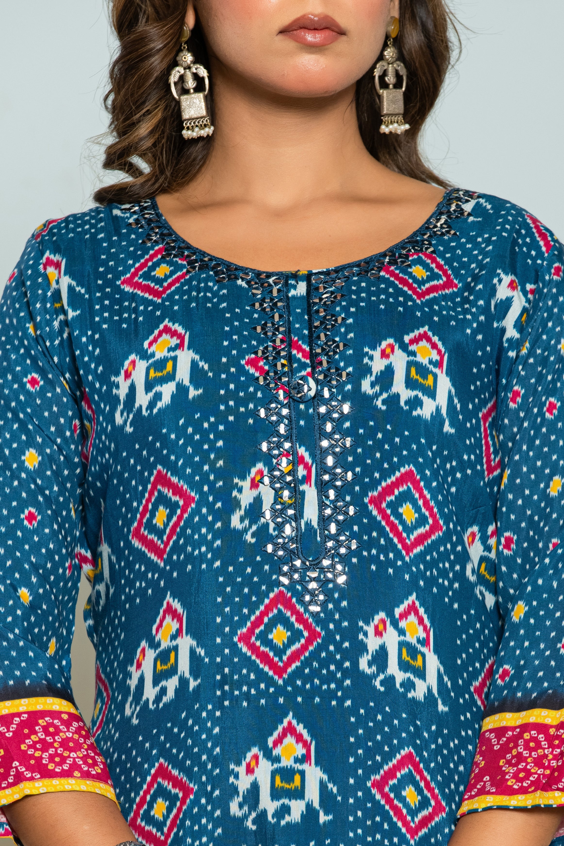 Women's Blue Fusion Regular Fit Printed Three Quarter Sleeves Kurta