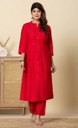 Women's Red Fusion Regular Fit Embroidered Three Quarter Sleeves Kurtas Sets