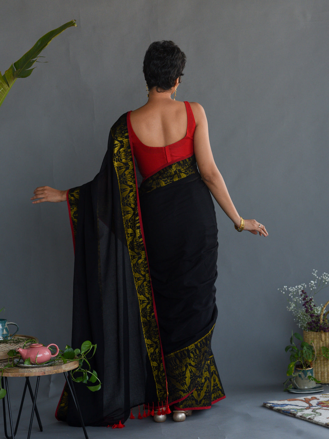 Women's Black Cotton Saree