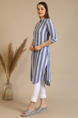 Women's Blue And White Casual Striped Crepe Kurta