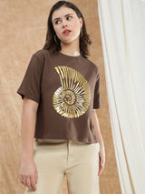 Women's Brown Casual Gold Foil Graphic Print Round Neck Drop Shoulder Sleeves Boxy Crop Tshirt