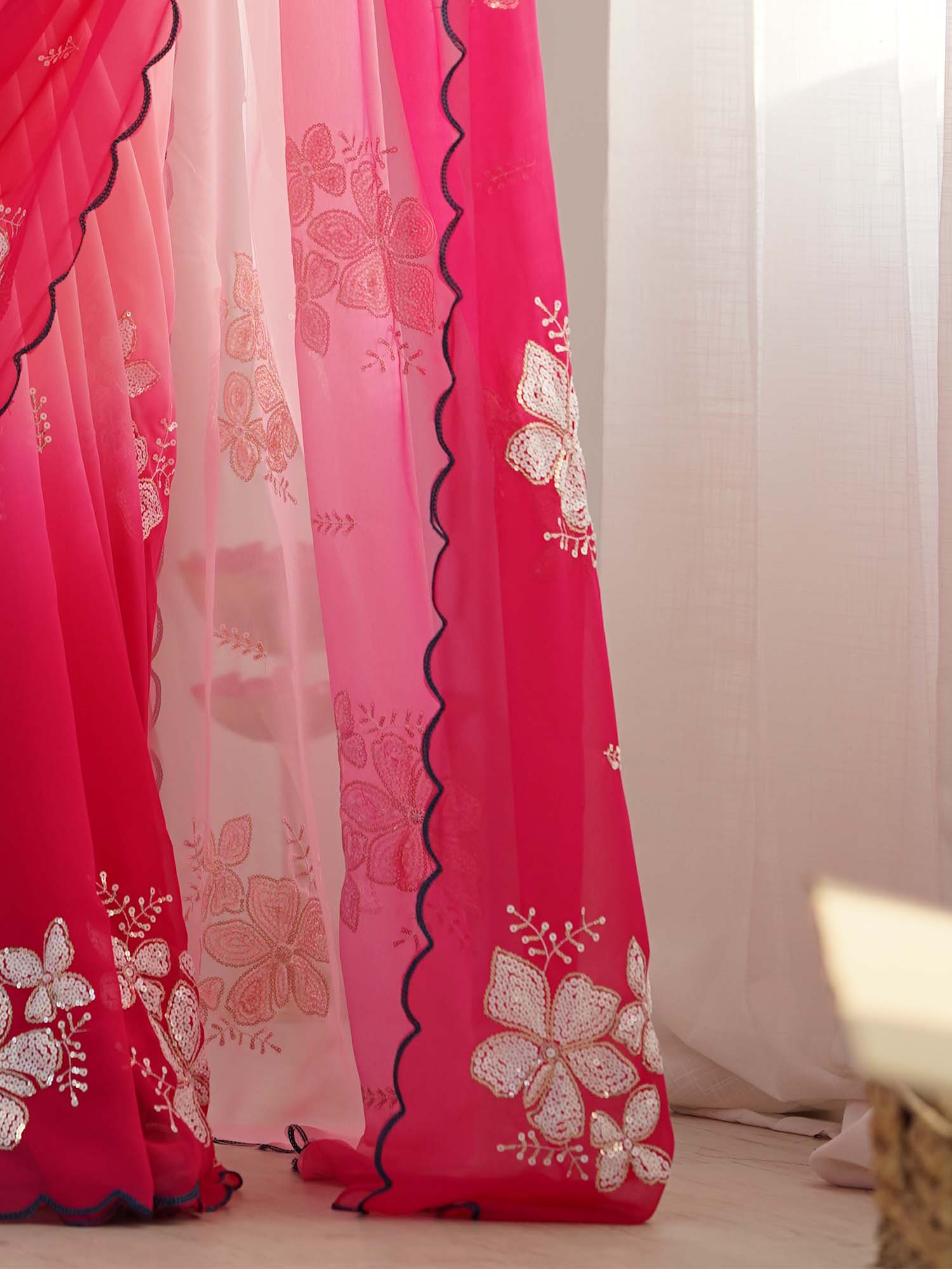 Women's Pink Festive Saree