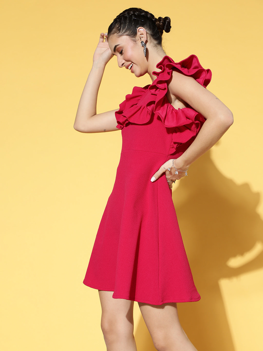 Women's Pink Party Regular Fit Solid Sleeveless Dress