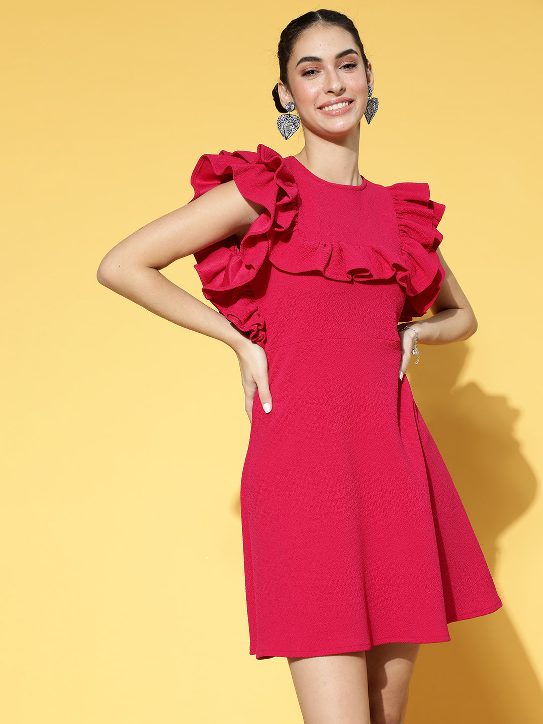 Women's Pink Party Regular Fit Solid Sleeveless Dress