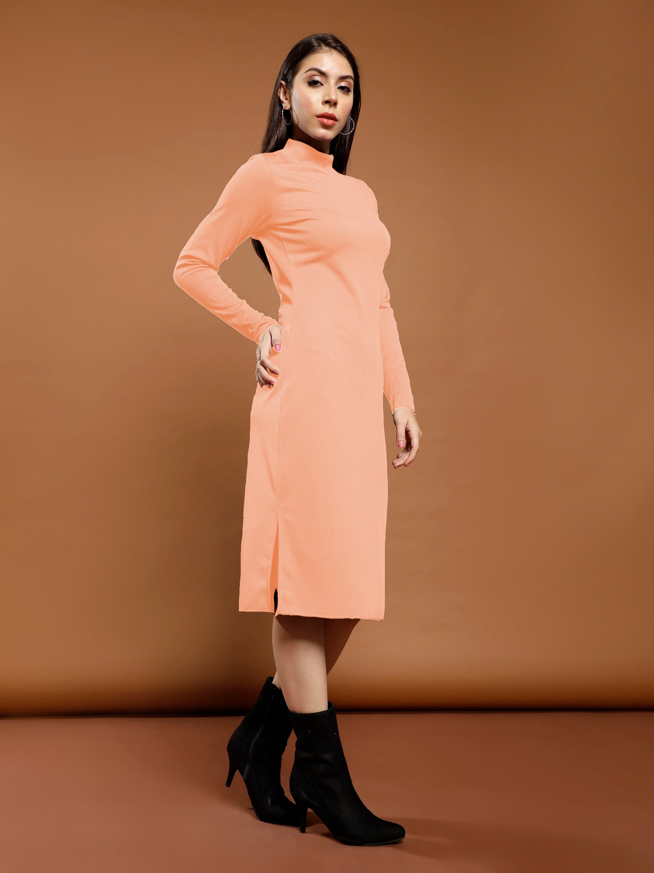 Women's Pink Casual Bodycon Solid Full Sleeves Dress