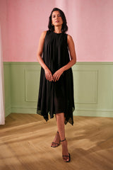 Women's Black Party Regular Fit Solid Sleeveless Dress