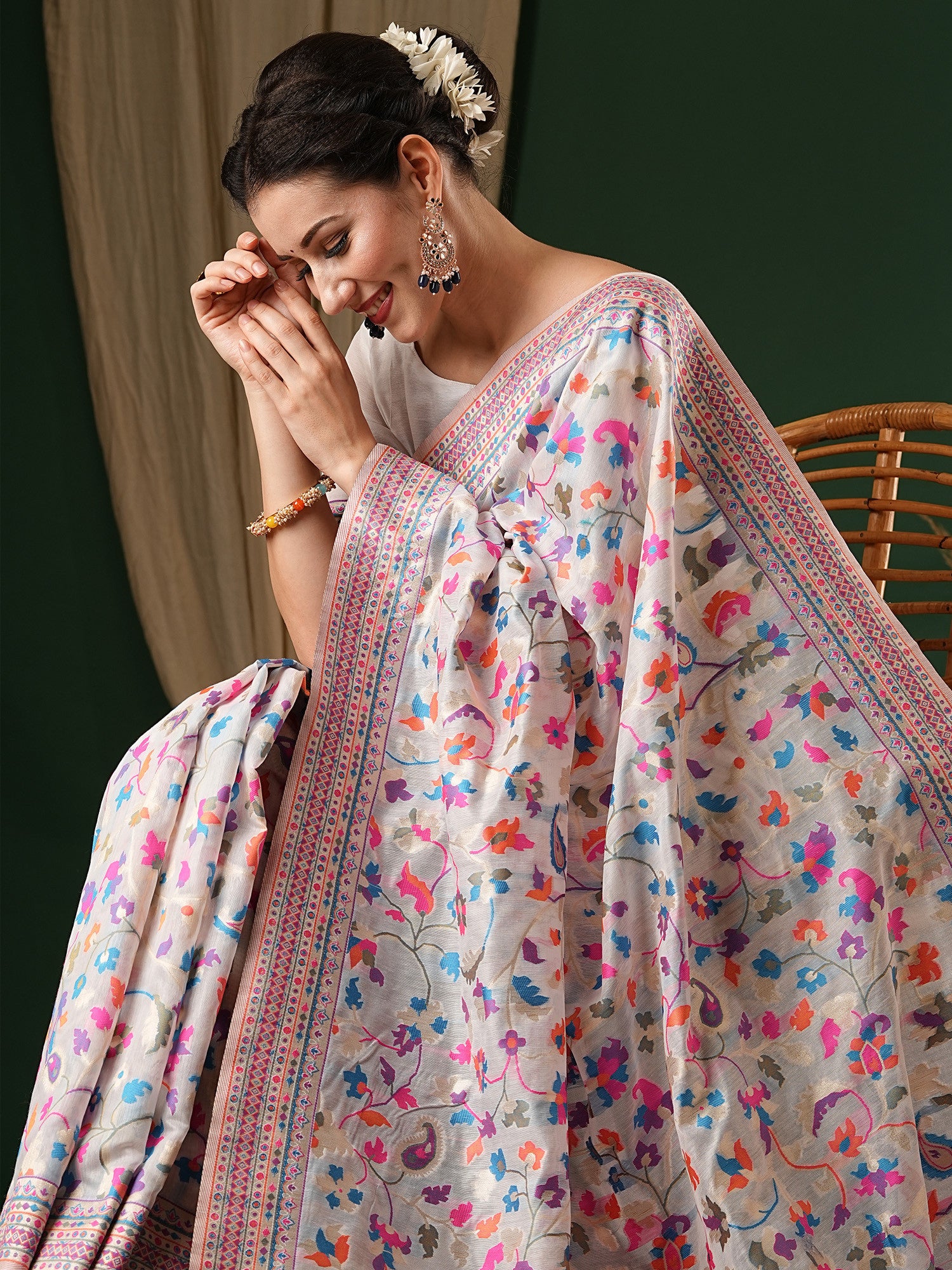 Women's Silk Cotton White Woven Design Celebrity Saree with Blouse Piece