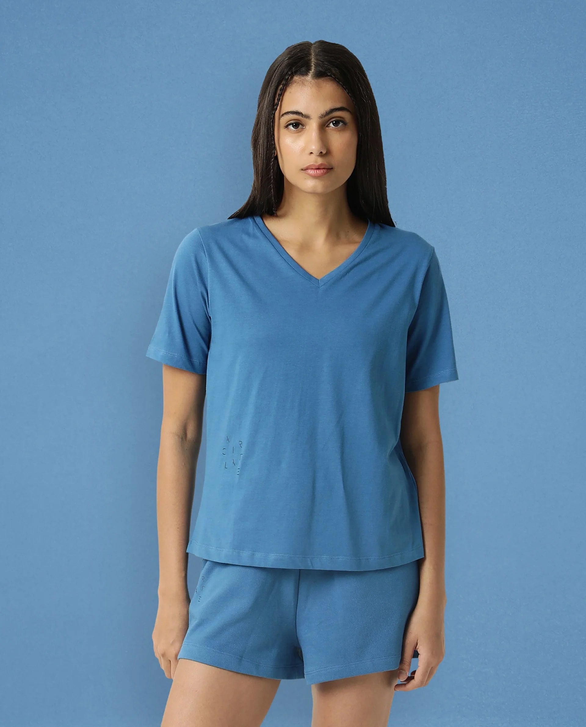 Women's Arvi Blue Cotton Blend Fabric Regular Fit Half Sleeves Solid V-Neck Tshirt