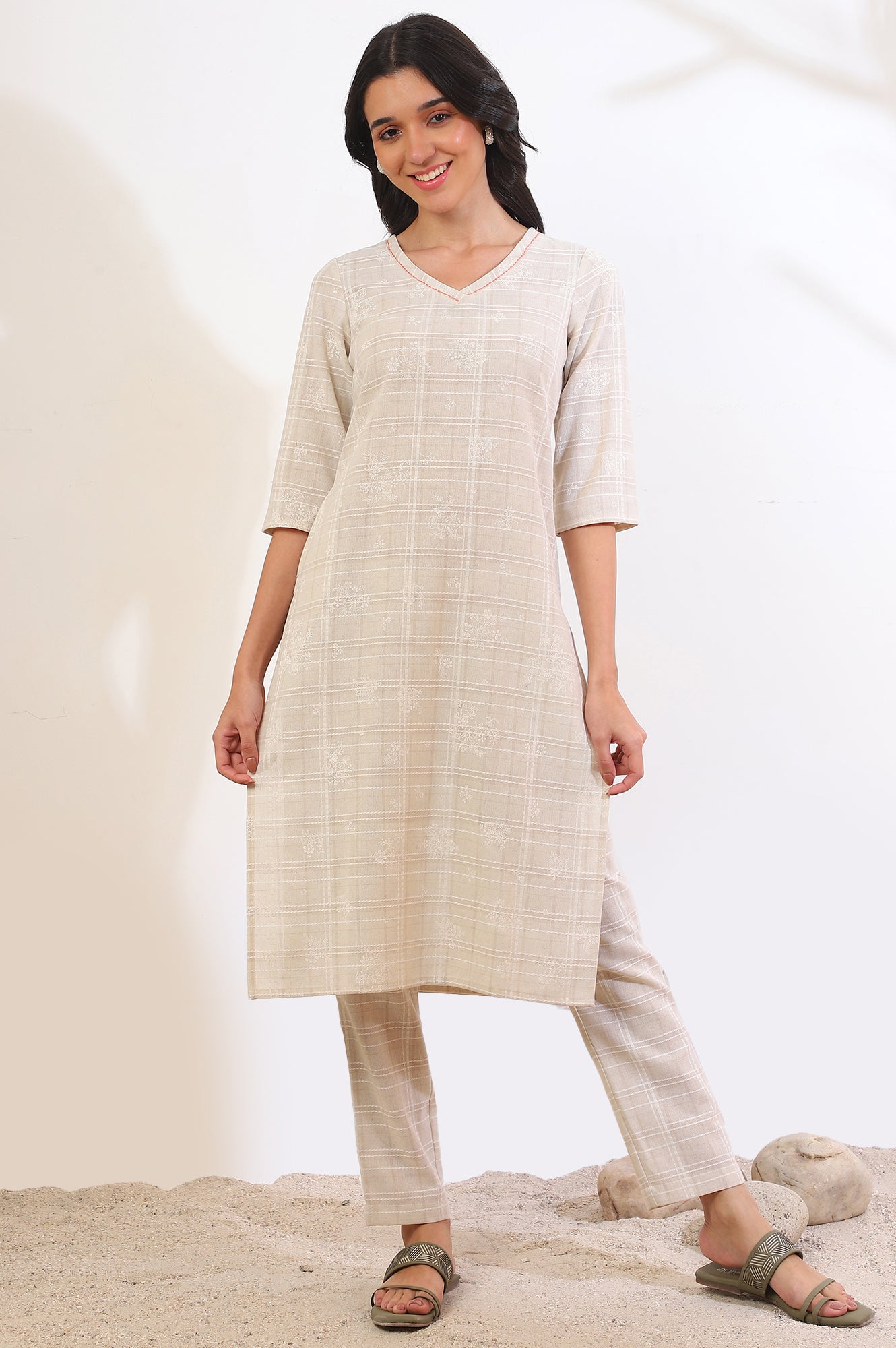 Women's Beige Printed Cotton Blend Straight Kurta and Trousers Set