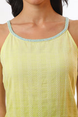 Women's Green Yarn Dyed Beaded Straight Cotton Kurta With Trousers