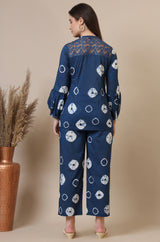 Women's Blue Geometric Tie And Dye Straight Cotton Top And Pant Co-ord Set