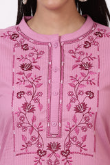 Women's Pink Embroidered Floral Straight Cotton Kurta With Pants