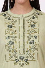 Women's Green Embroidered Floral Straight Cotton Kurta and Pants