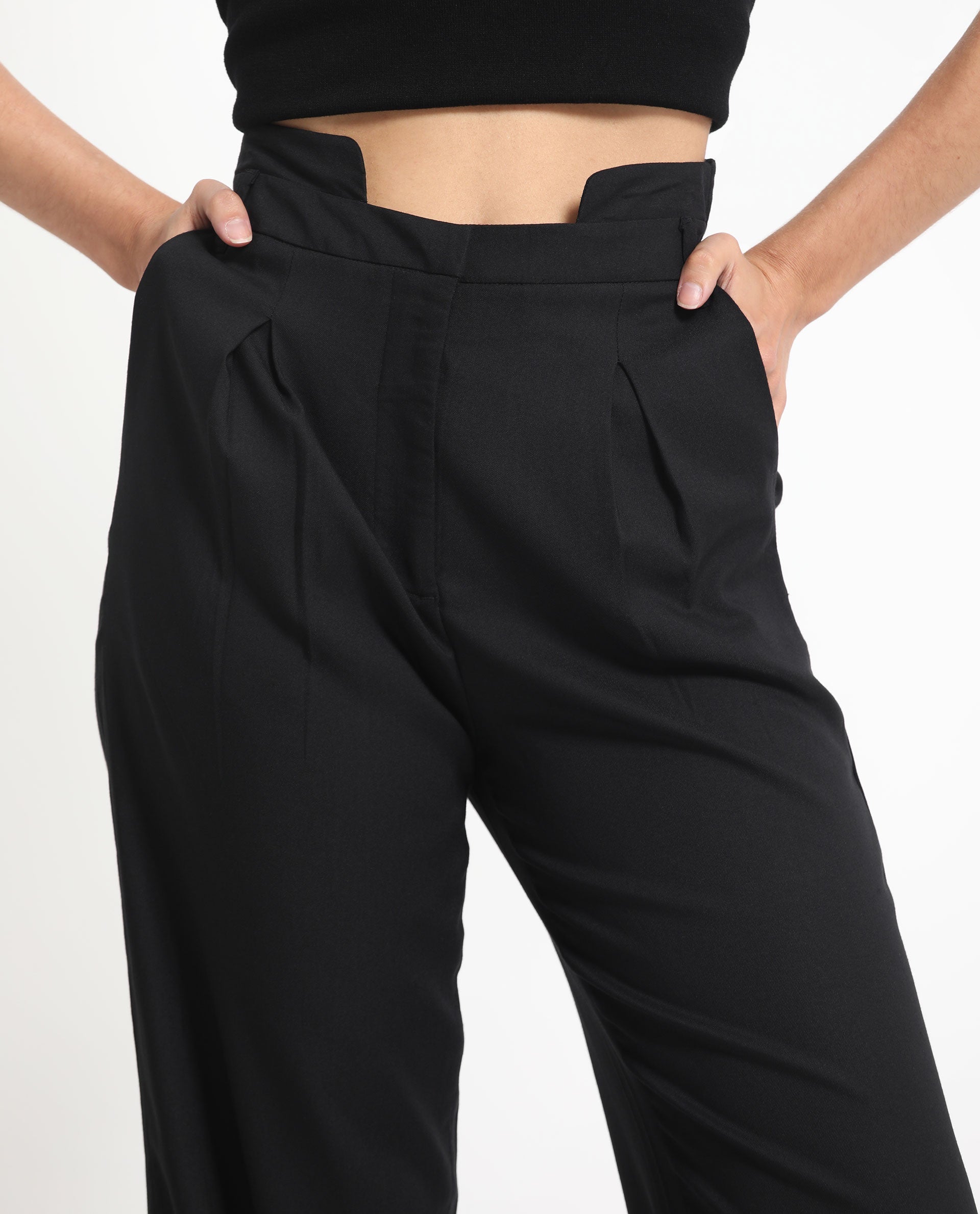Women's Atgan Black Polyester Fabric Zip Closure Tailored Fit Plain Ankle Length Trousers