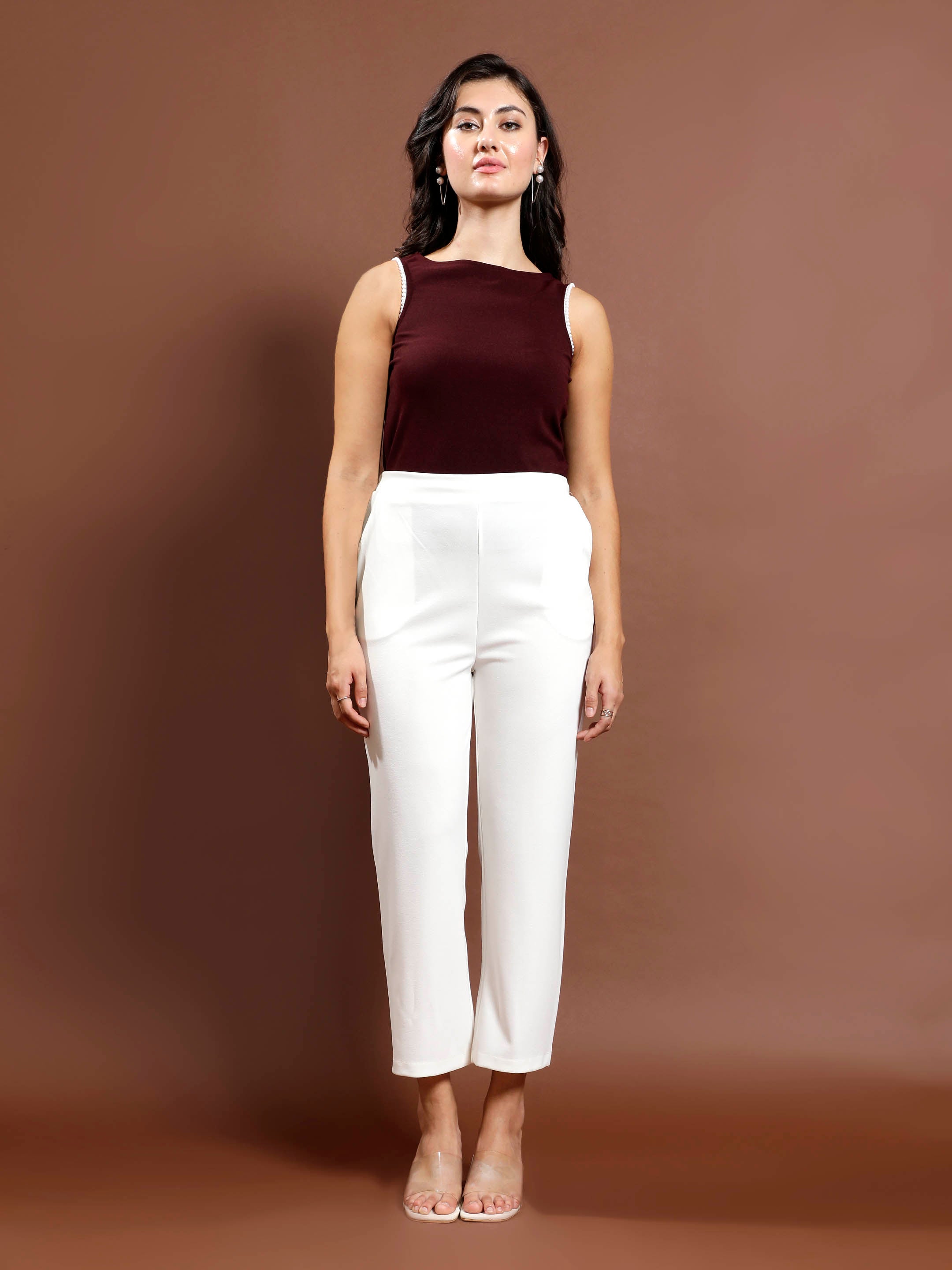Women's Red Casual Regular Fit Embellished Sleeveless Top