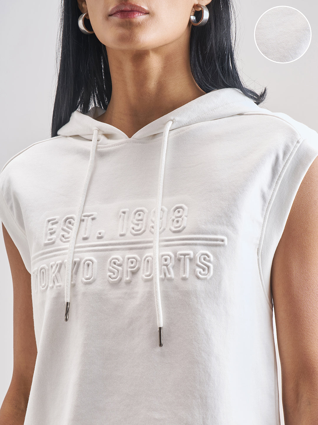 Women's White Casual Self-Design Sleeveless Top