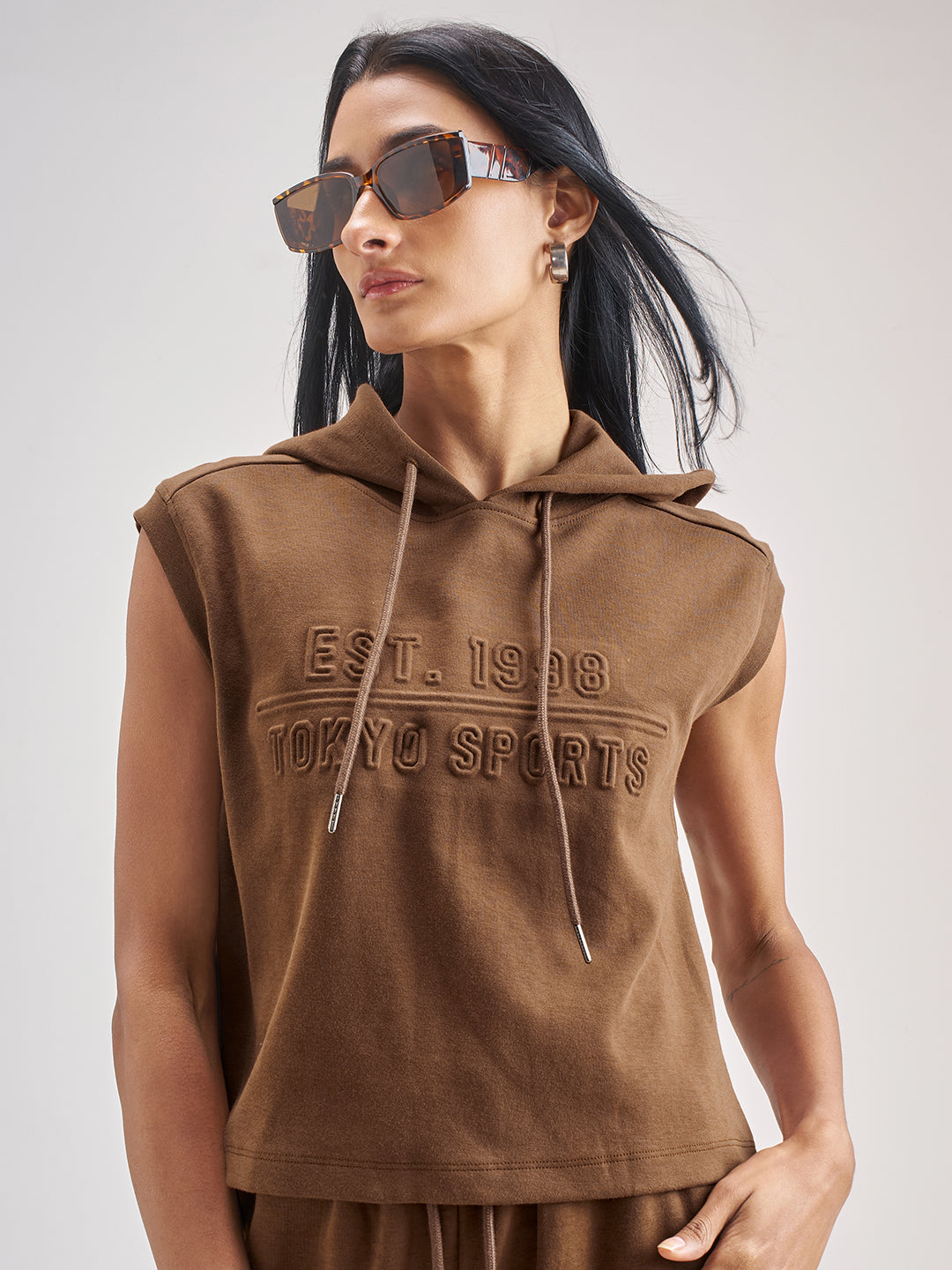 Women's Brown Casual Self-Design Sleeveless Top