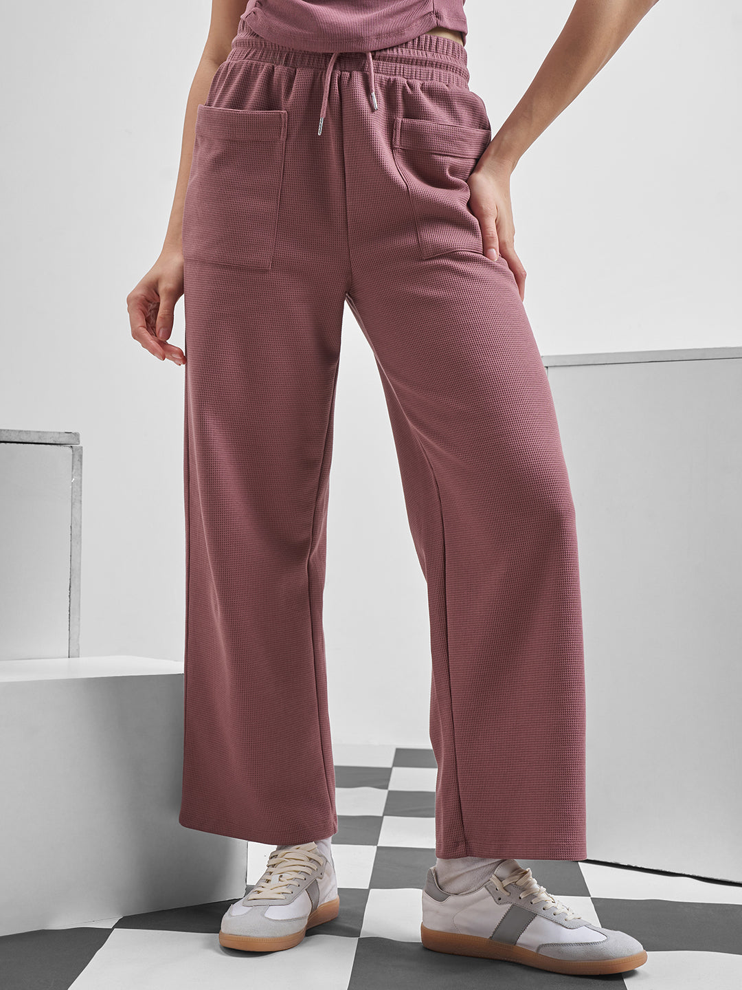 Women's Purple Casual Relaxed-Fit Mid-Rise Trackpant