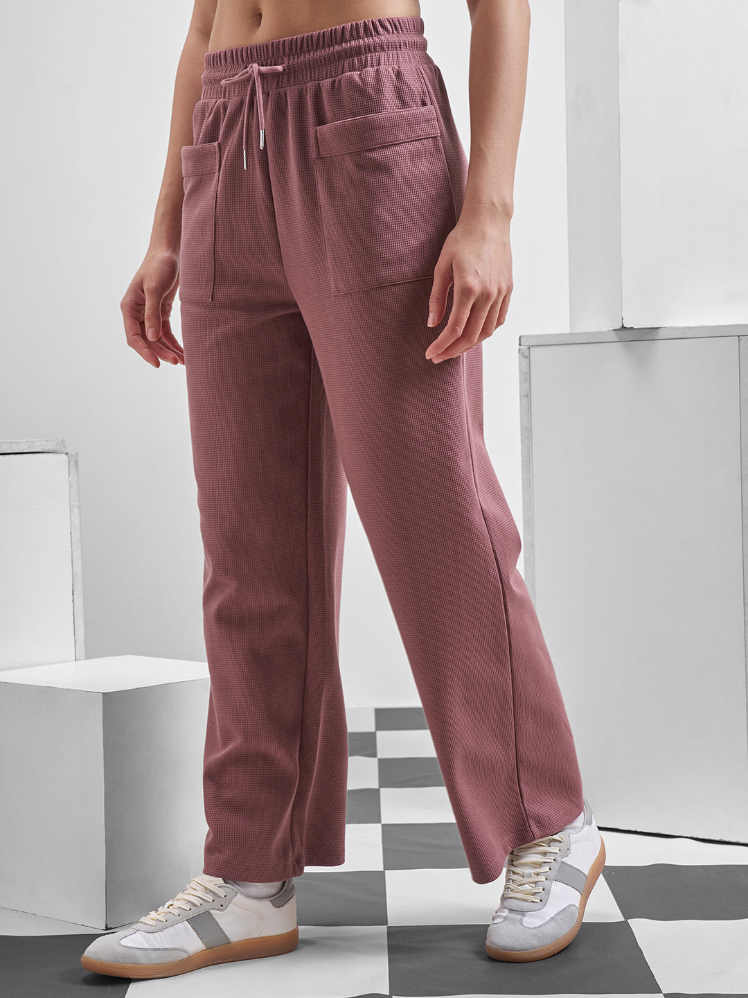 Women's Purple Casual Relaxed-Fit Mid-Rise Trackpant